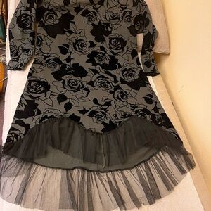 Gray A-line Midi Dress with Cuffed Long Sleeves